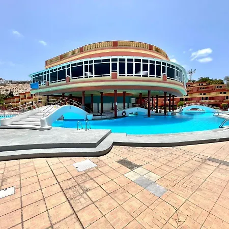 Apartamento Con Free Wifi En Zonas Comunes, Piscina Compartida Y Vista, Tenerife *